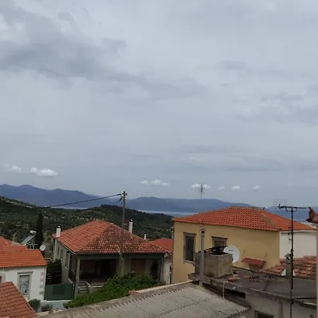 Traditional House At Vasilika, Lesvos Holiday home *